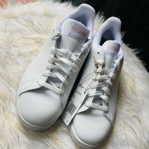 Adidas Advantage Women’s 9